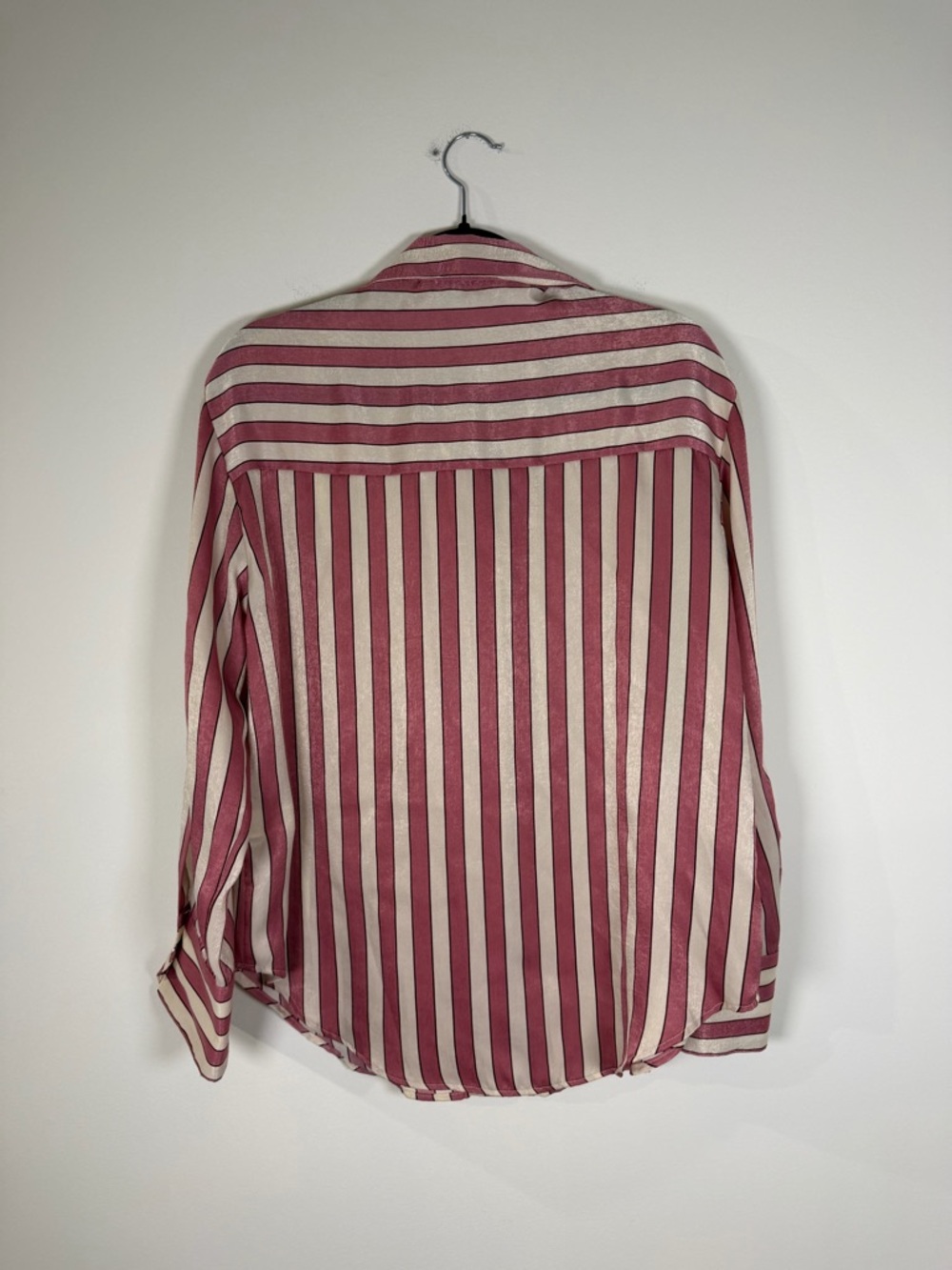 Zara women’s rose and Cream Vertical Stripe Button-Down Shirt - Picture 3 of 3